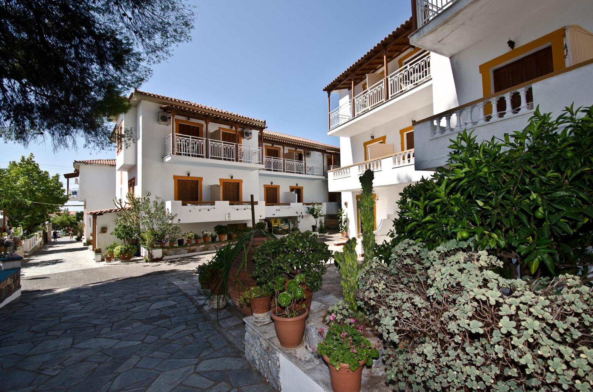 Zaneta Hotel & Apartments Neo Klima Exterior foto